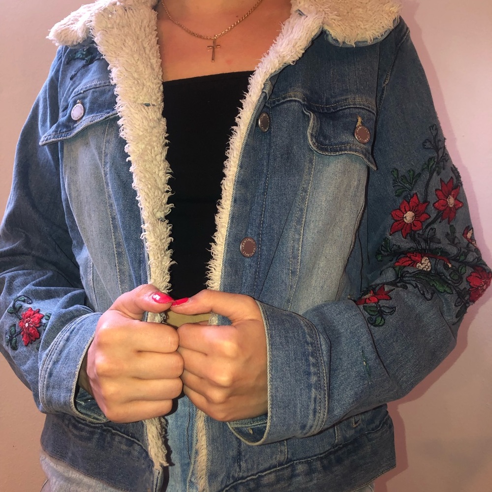 WARM EMBROIDERED JEAN JACKET